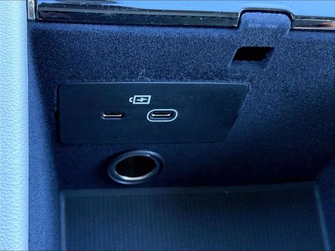 New 2026 Volvo XC90 T8 Ultra w/ Lounge Package image 23