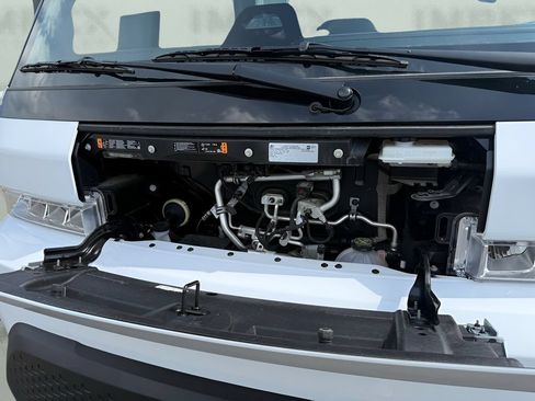 Used 2024 Chevrolet Brightdrop 600 w/ Commercial Equipment Package AWD/4WD image 14