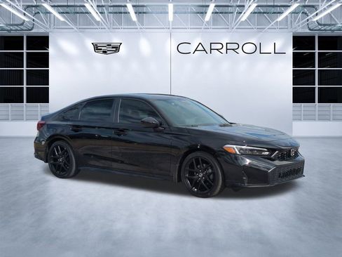 Used 2025 Honda Civic Sport image 2