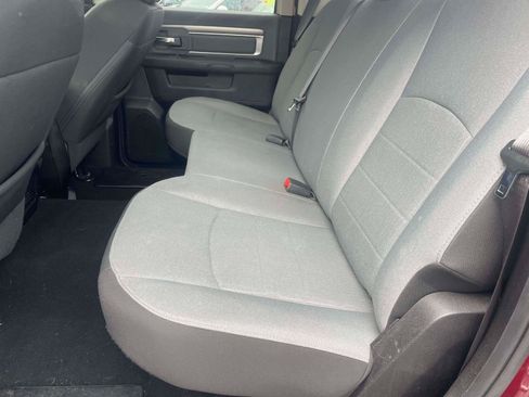 Used 2021 RAM 1500 Classic SLT AWD/4WD image 13