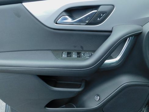 Used 2022 Chevrolet Blazer LT image 24