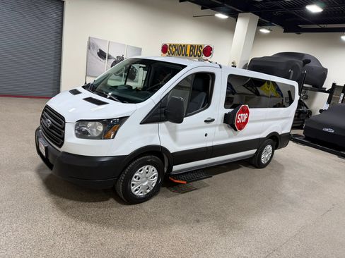 Used 2019 Ford Transit 150 XL RWD image 10