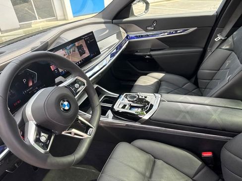 Used 2026 BMW 740i xDrive AWD/4WD image 15