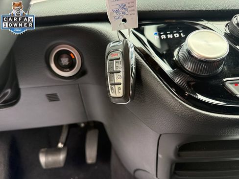Used 2025 Chrysler Pacifica Select FWD image 29