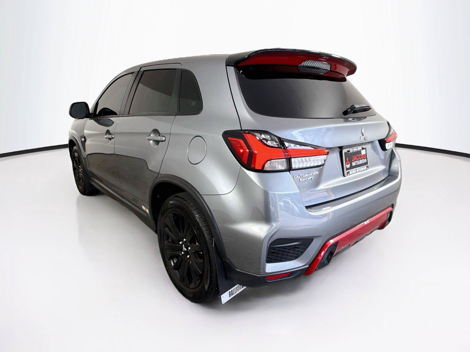 Used 2026 Mitsubishi Outlander Sport AWD image 3