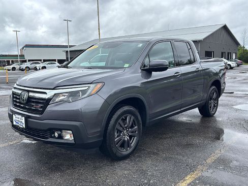 Used 2020 Honda Ridgeline Sport image 3