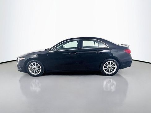 Used 2022 Mercedes-Benz A 220 w/ Premium Package Lite image 2