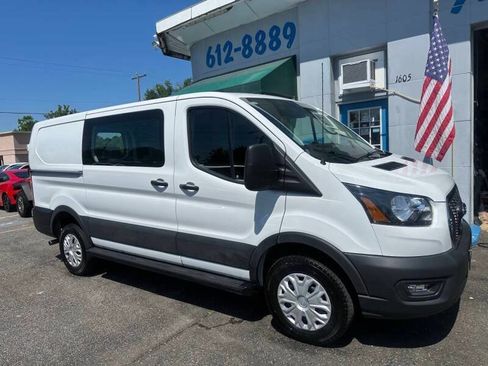 Used 2025 Ford Transit 250 Low Roof w/ Exterior Upgrade Package RWD image 3