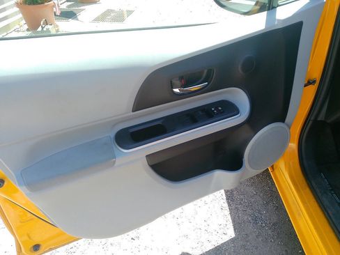 Used 2014 Toyota Prius C Two FWD image 29
