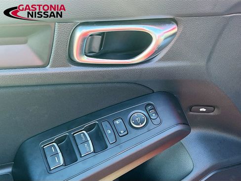 Used 2023 Honda Civic Sport image 22