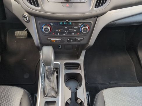 Used 2019 Ford Escape SE AWD/4WD image 9