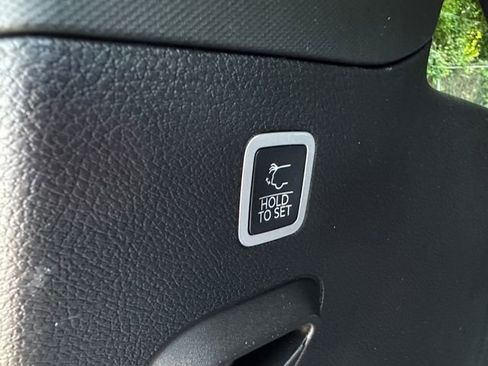 Used 2025 Jeep Wagoneer Series II image 41