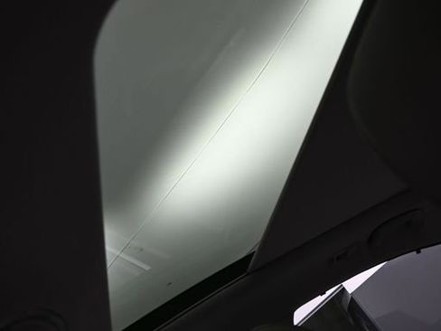 Used 2016 Hyundai Sonata Limited w/ Option Group 04 image 18