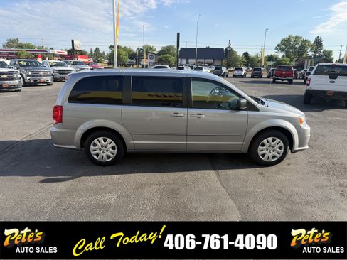 Used 2017 Dodge Grand Caravan SE w/ Power Window Group FWD image 5
