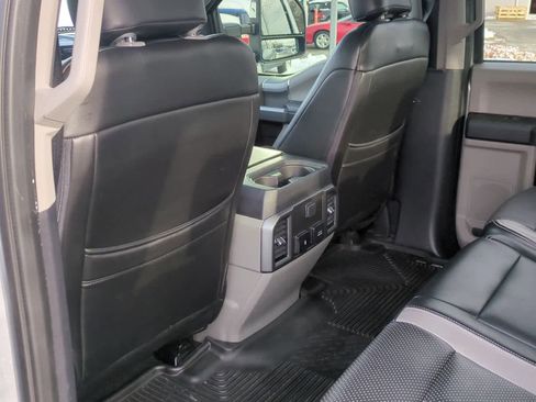 Used 2020 Ford F250 XLT w/ XLT Premium Package image 19