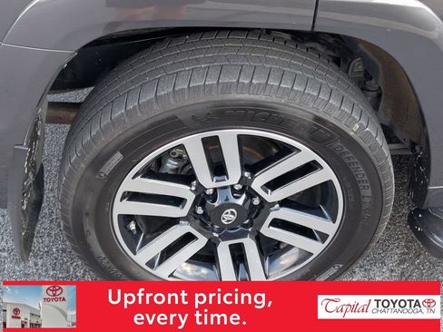 Used 2020 Toyota 4Runner Limited RWD image 9