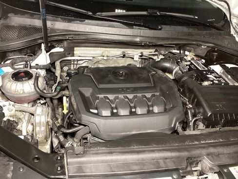 Used 2022 Volkswagen Tiguan SE image 22