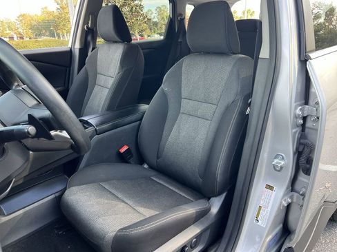 Used 2024 Nissan Rogue SV image 12