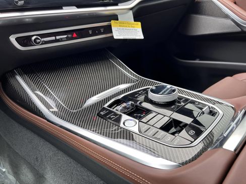 Used 2026 BMW X7 M60i image 12
