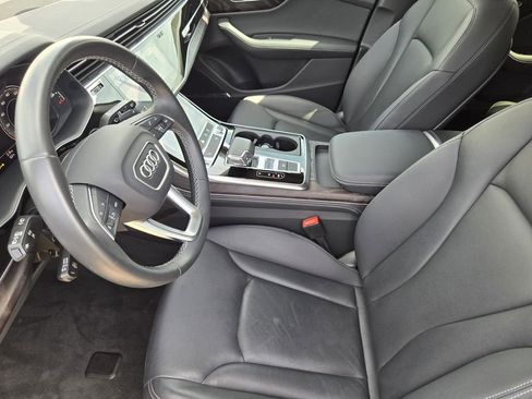 Certified 2023 Audi Q8 Premium Plus AWD/4WD image 17