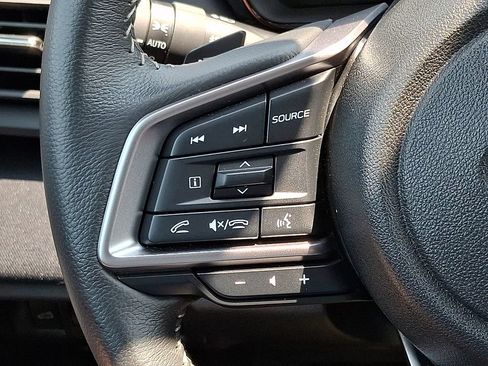 Certified 2025 Subaru Outback Premium AWD/4WD image 22