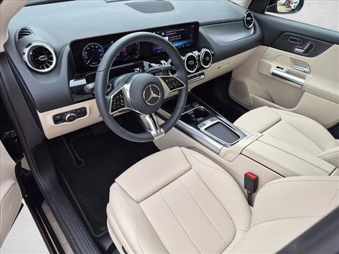 Certified 2026 Mercedes-Benz GLA 250 image 9