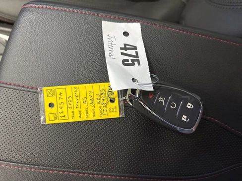 Used 2023 Chevrolet Traverse RS w/ LPO, Cargo Package AWD/4WD image 36