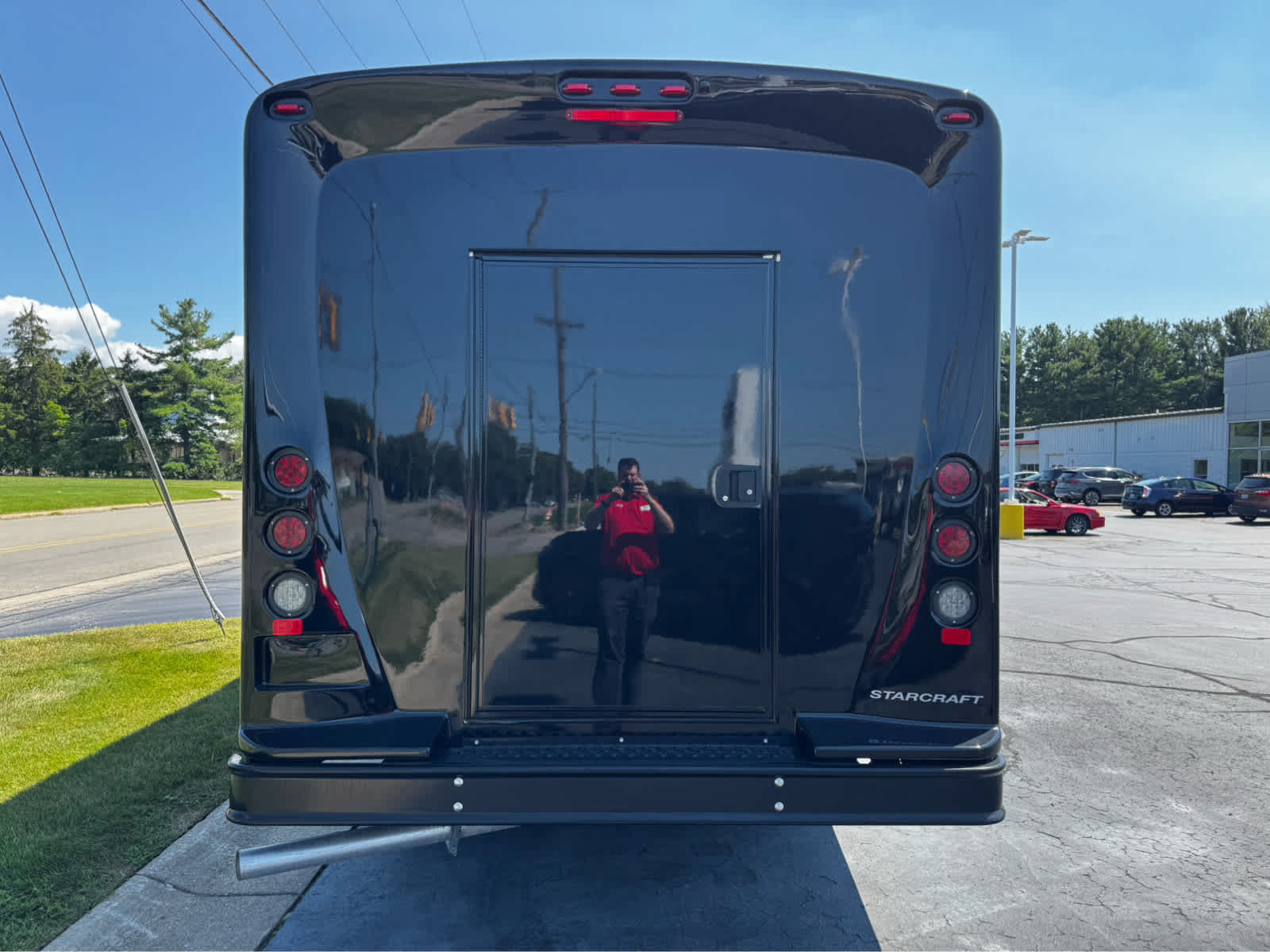 Used 2025 Ford E-450 and Econoline 450 Super Duty w/ Shuttle Bus Prep Package RWD image 5