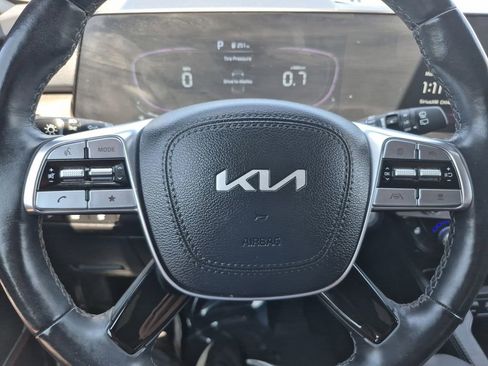 Used 2024 Kia Telluride EX image 22