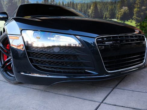 Used 2009 Audi R8 V8 image 7