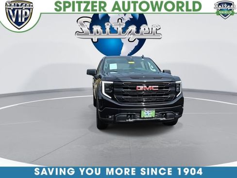 Used 2025 GMC Sierra 1500 Elevation AWD/4WD image 3