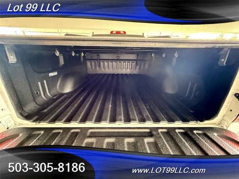 Used 2018 Chevrolet Silverado 1500 LT w/ All Star Edition AWD/4WD image 10