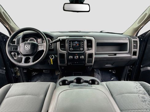 Used 2014 RAM 2500 Tradesman w/ Chrome Appearance Group AWD/4WD image 14