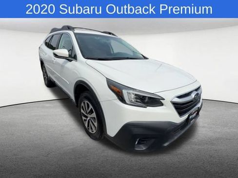Used 2020 Subaru Outback Premium w/ Popular Package #1 AWD/4WD image 2