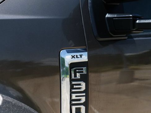 Used 2017 Ford F350 XLT w/ XLT Value Package AWD/4WD image 30