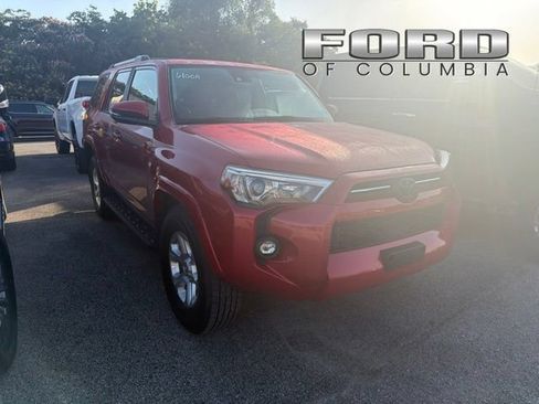 Used 2022 Toyota 4Runner SR5 Premium w/ Moonroof Package RWD image 1
