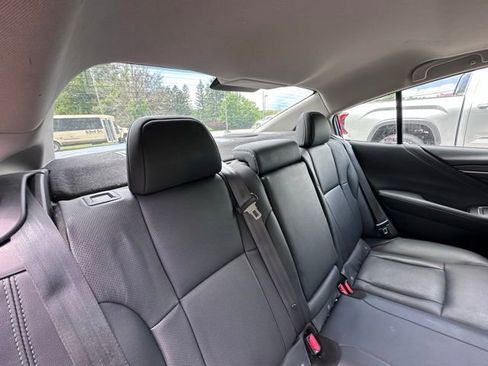 Used 2020 Subaru Legacy Limited w/ Cargo Package AWD/4WD image 9