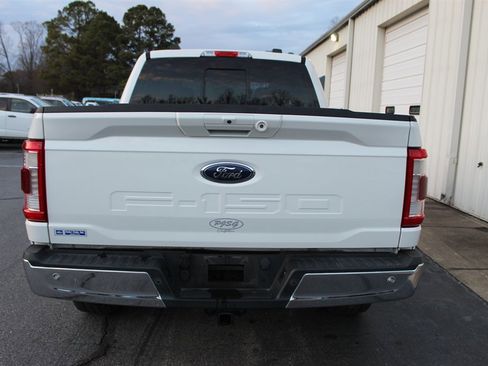Used 2021 Ford F150 Lariat w/ Max Trailer Tow Package image 16