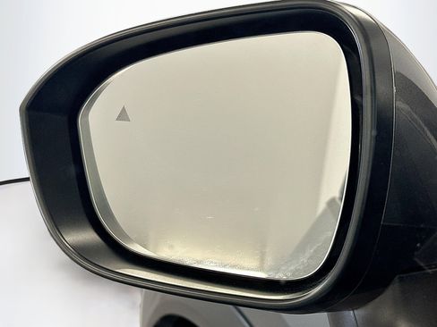 Used 2023 Nissan Rogue SV AWD/4WD image 16