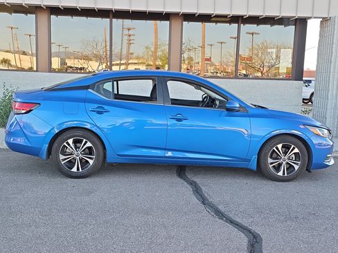Used 2022 Nissan Sentra SV image 9