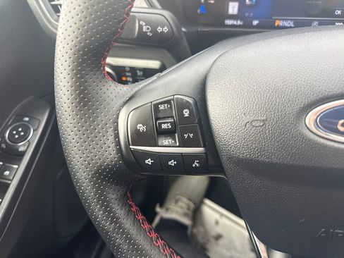 Used 2025 Ford Escape ST-Line Select w/ Tech Pack #1 image 31