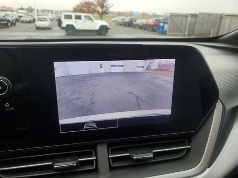 Used 2024 Chevrolet Trax RS image 20