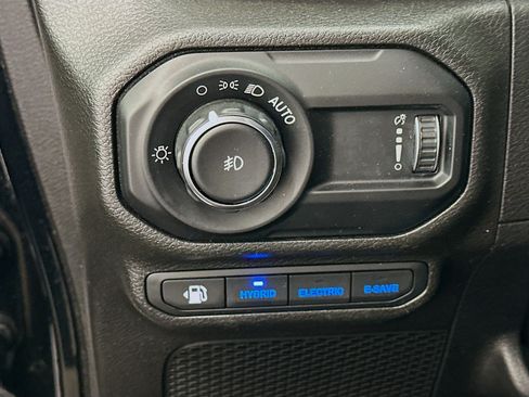 Used 2023 Jeep Wrangler Unlimited w/ 8.4" Radio Group AWD/4WD image 17
