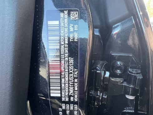 Used 2020 Maserati Levante S GranSport image 37