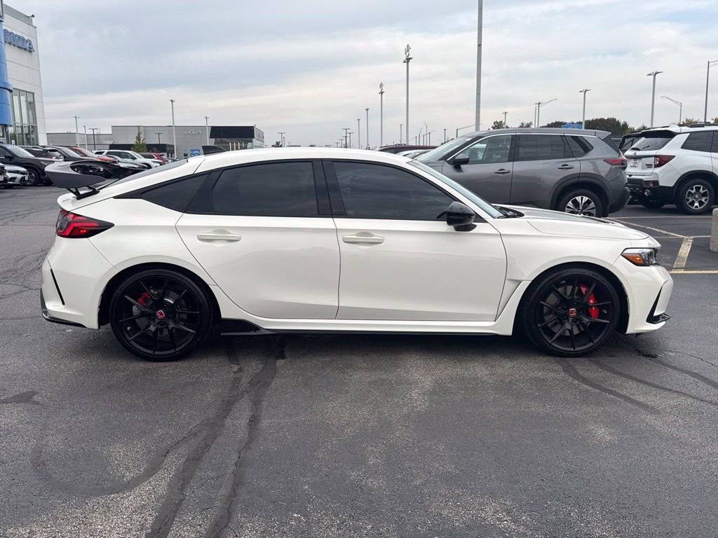 Used 2024 Honda Civic Type R image 11