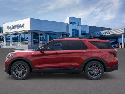 New 2026 Ford Explorer ST-Line image 3