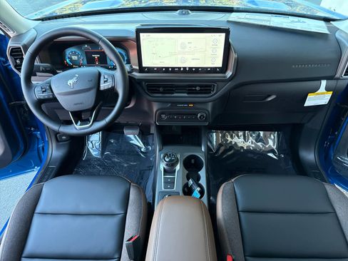 New 2025 Ford Bronco Sport Outer Banks w/ Outer Banks Tech Package+ image 19