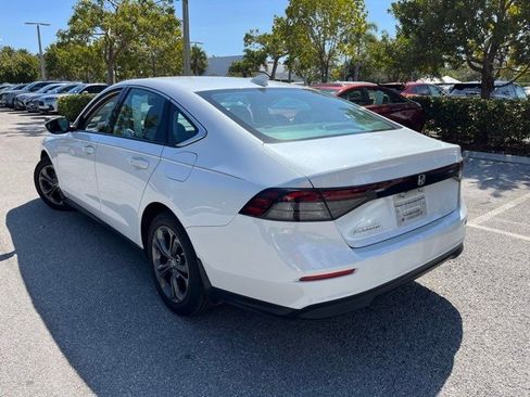 Used 2023 Honda Accord EX image 3