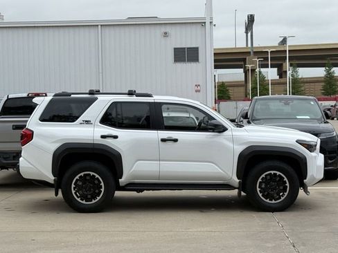 Used 2025 Toyota 4Runner TRD Off-Road Premium w/ Tow Technology Package AWD/4WD image 3