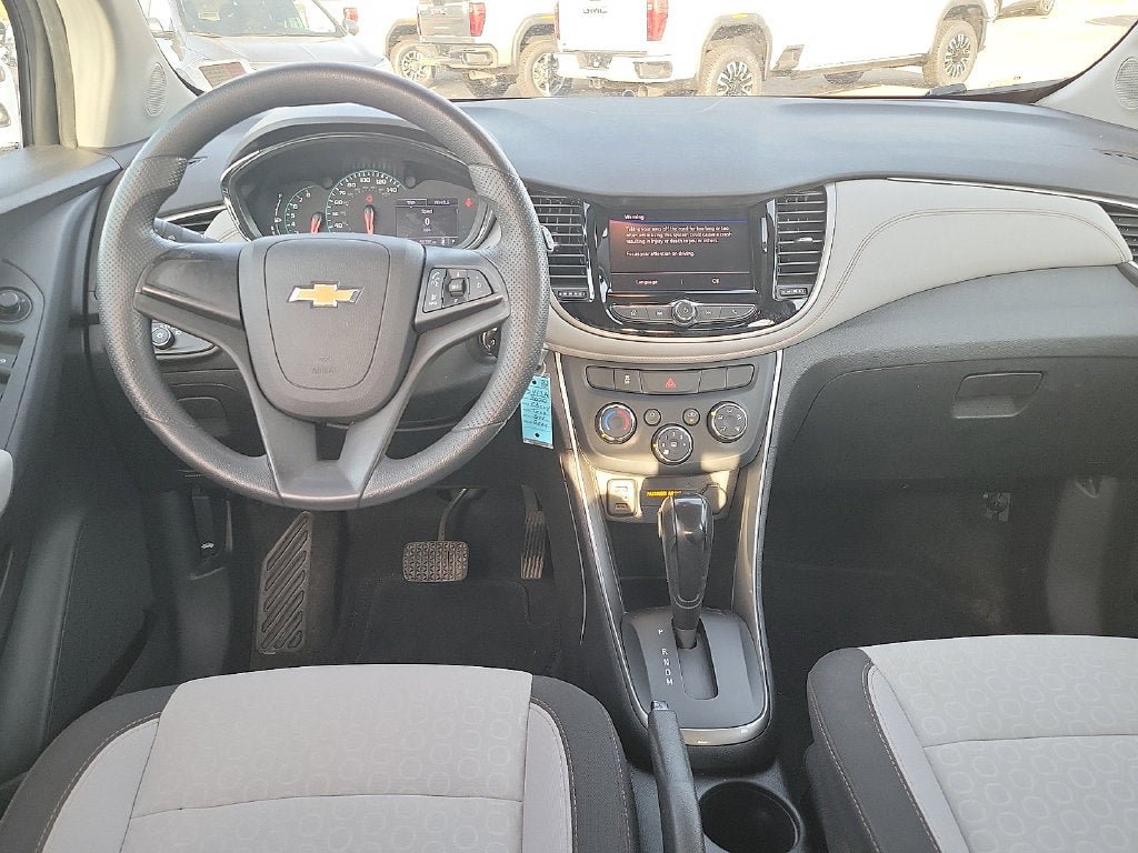 Used 2020 Chevrolet Trax LS FWD image 10